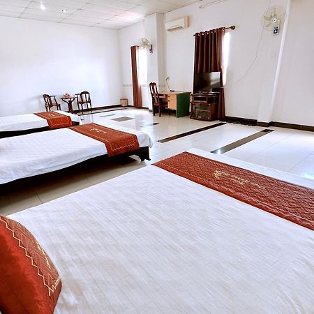 Truc Hoang Ha Hotel Tỉnh Kontum Kültér fotó