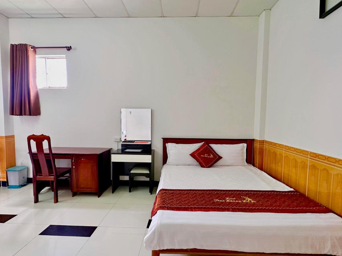 Truc Hoang Ha Hotel Tỉnh Kontum Kültér fotó